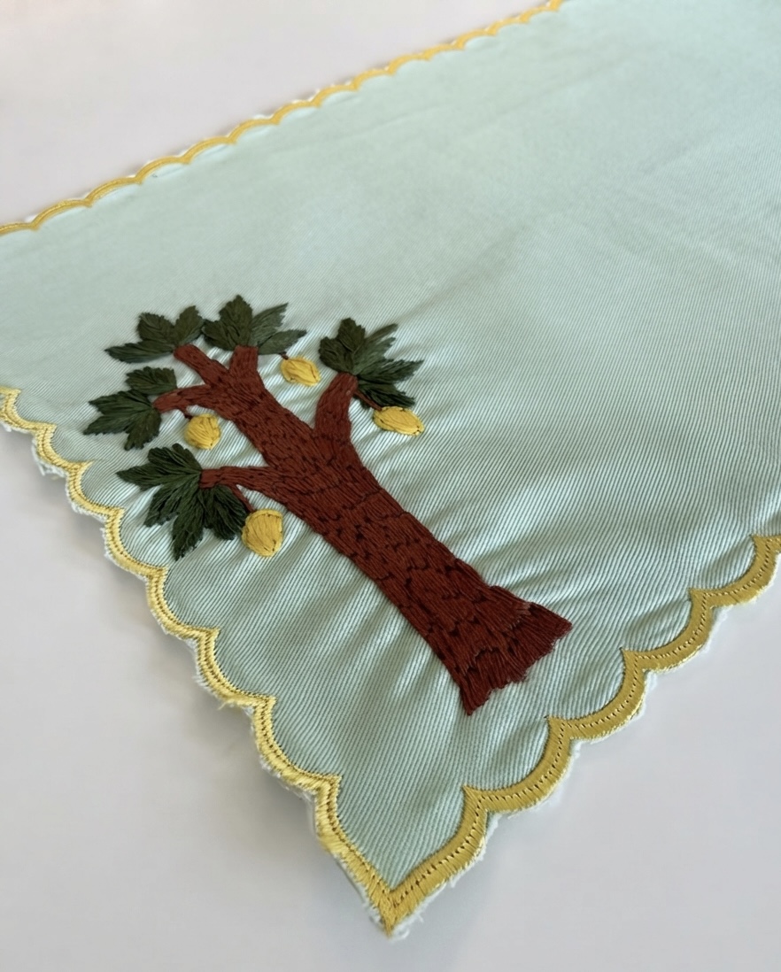 The Golden Mango Tree Placemat - Image 3
